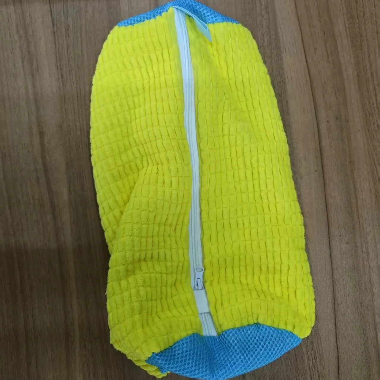 Clenz padded shoe wash bag product image
